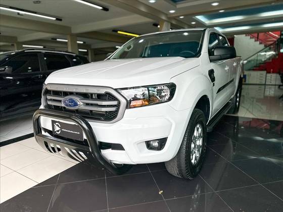 FORD RANGER 2.2 XLS 4X2 CD 16V DIESEL 4P AUTOMÁTICO FORD RANGER 2.2 XLS 4X2 CD 16V DIESEL 4P AUTOMÁTICO